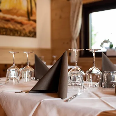 Bed & Breakfast La Dane Zoncolan & 3*