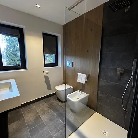 La Dane Zoncolan & Panzió Sùtrio