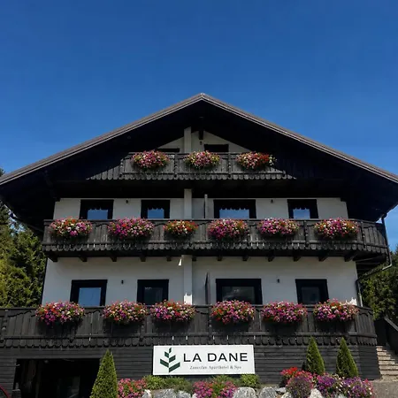 La Dane Zoncolan & 3* Sùtrio
